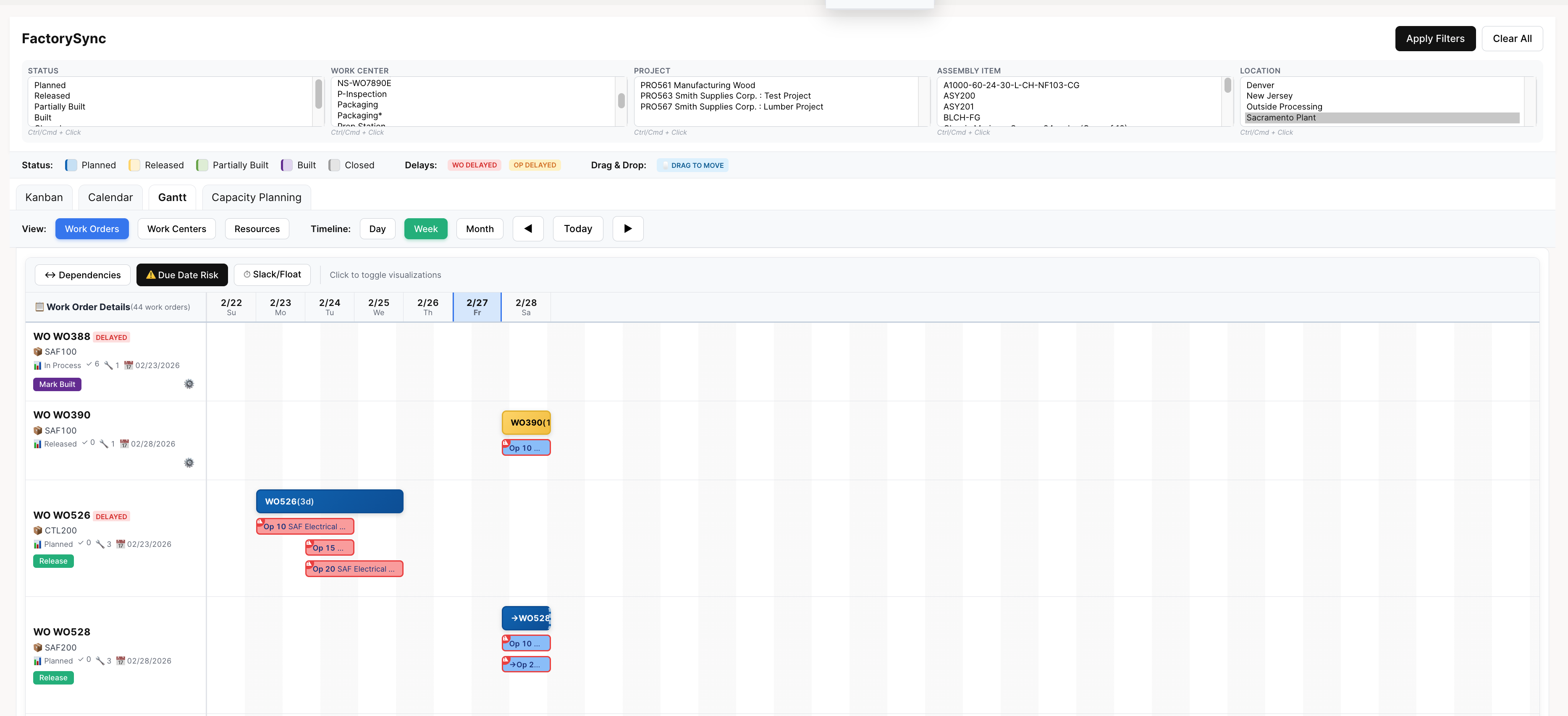 Gantt with Due Date Risk toggle showing red warning indicators on at-risk operations